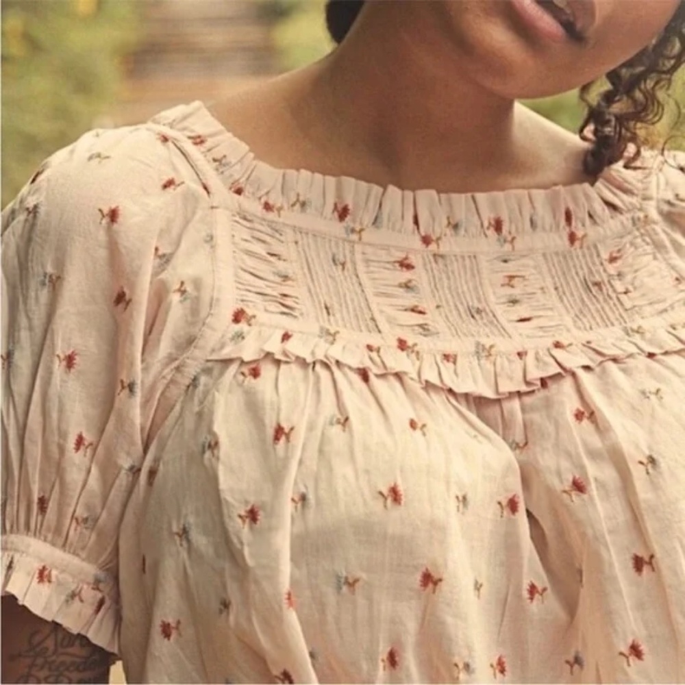 DOEN Frances Top Blush Pink Carnation Embroidery Puff Sleeve Floral